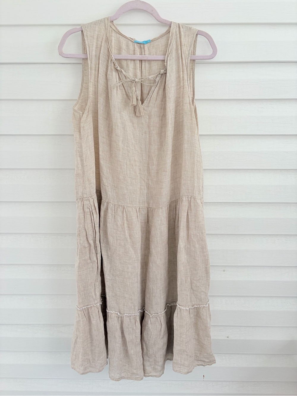 J. McLaughlin Linen Dress M Beige Tiered Sleeveless Boho Midi Resortwear Coastal
